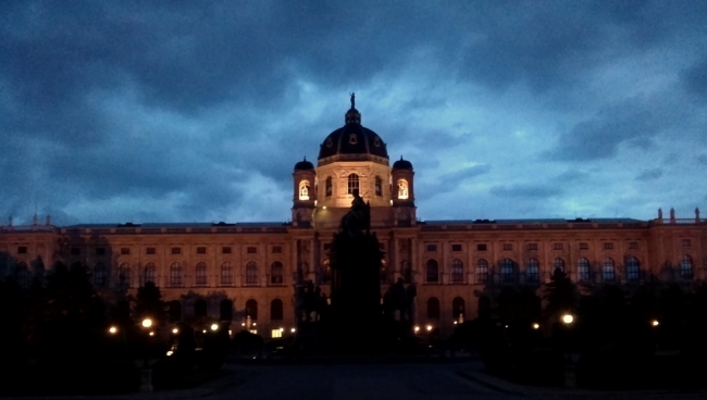 Museum for the History of Art (KHM) seen from the exit of the Natural History Museum (NHM)