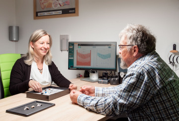 Hearing-Aid-Specialist_Copyright-Jan-Soehlke_003