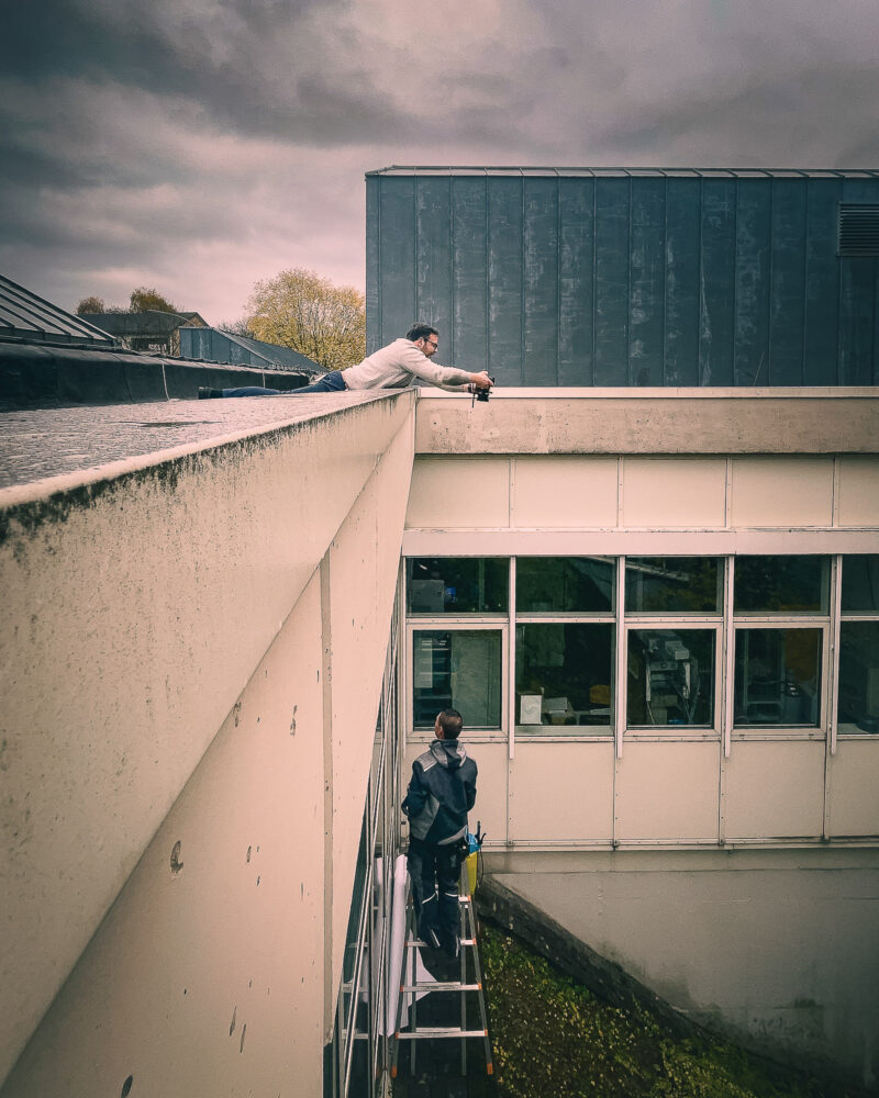 Jan Söhlke, photographer for Science, Industry and Corporate Clients at Work on an Assignment